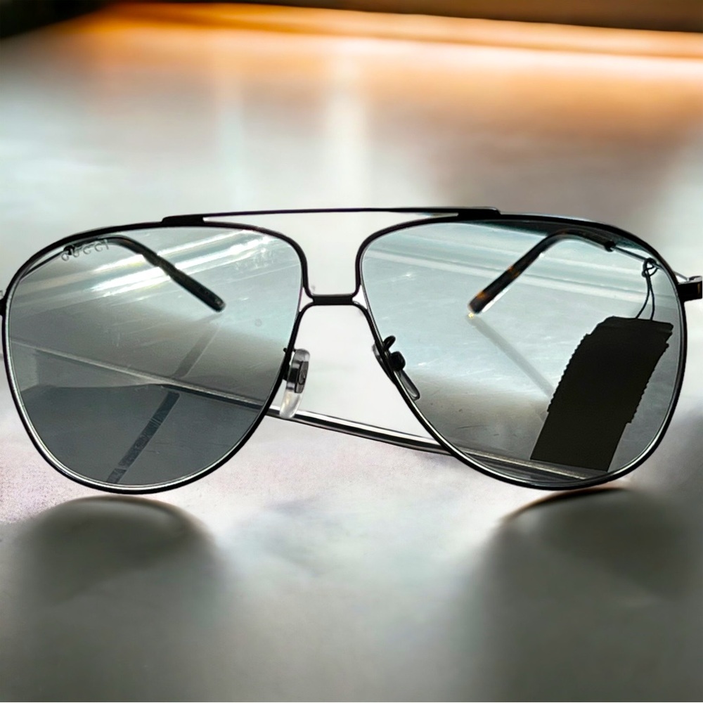 New with tags Gucci Men's Aviator Sunglasses